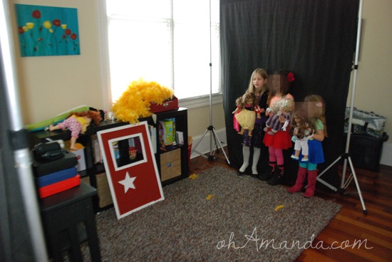 A super cute American Girl doll party! // via ohAmanda.com